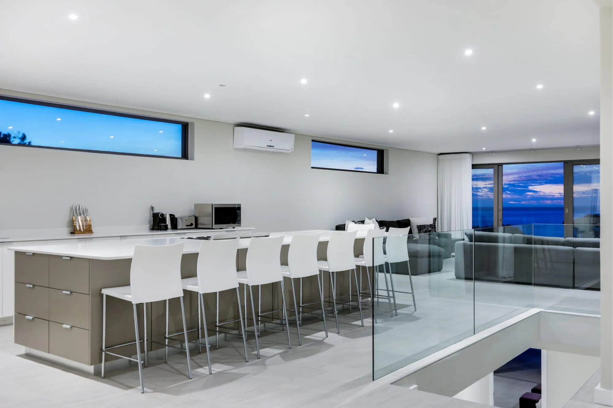 property_df6e2fdb-427a-4604-ab8c-06a30e2d6f53_7