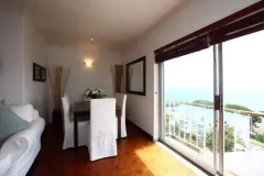 Sunset Hills Apartment in Bakoven – photo 1 thumbnail