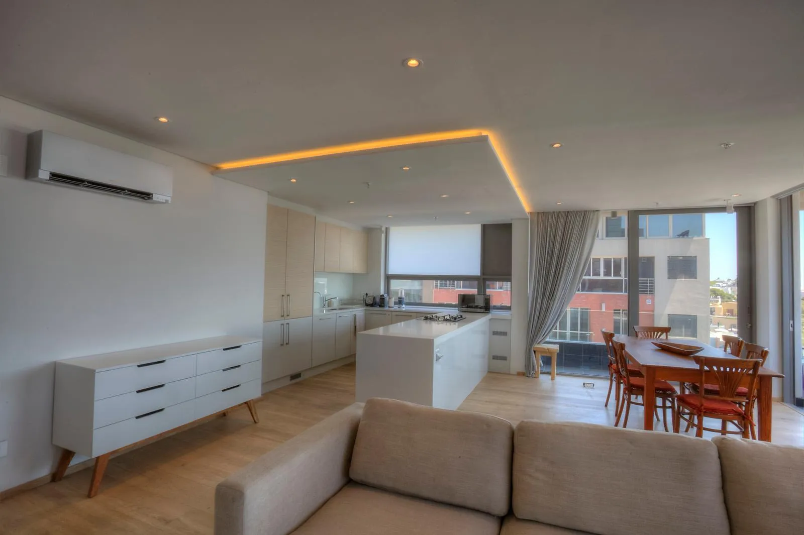 property_e046f1e3-9789-48dc-b611-52655bc6ea5d_13
