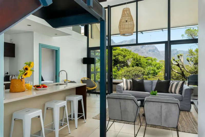 A22 The Glen in Camps Bay – photo 20