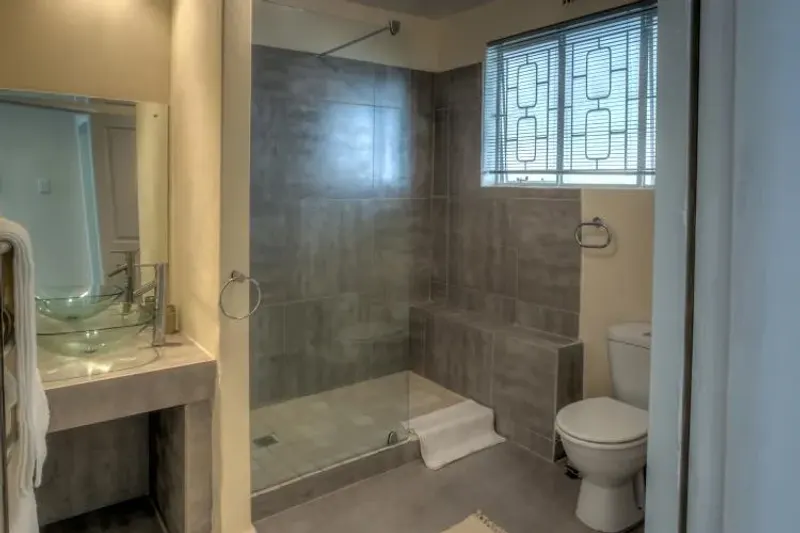 Mouille Point Sea Views Apartment in Mouille Point – photo 11