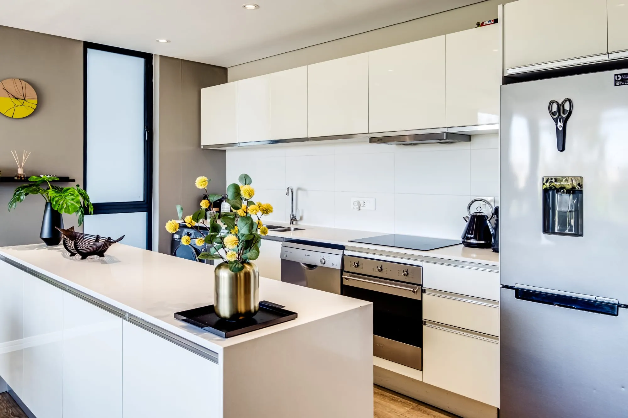 property_e12a32bd-0801-48ee-b74b-9de2280e06b5_2