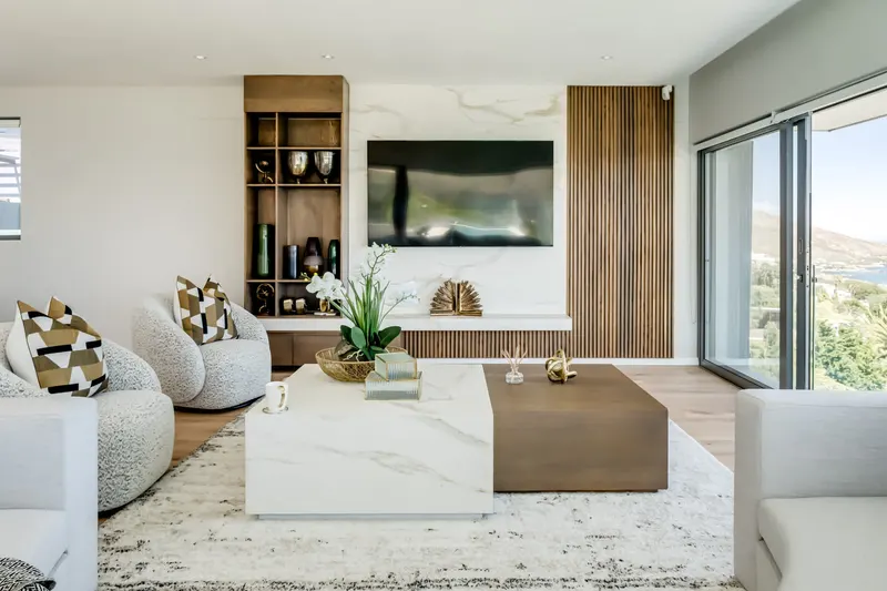 Khalanga Penthouse in Camps Bay – photo 9