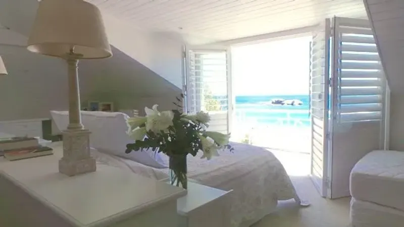 Oceans Edge Bungalow in Clifton – photo 5