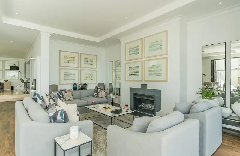 Ocean View Elegance in Bantry Bay – photo 5