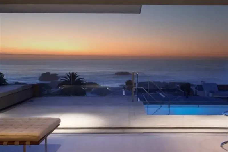 Bakoven Penthouse in Camps Bay – photo 4