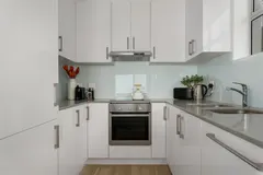 Condo Odessa in Bantry Bay – photo 19 thumbnail