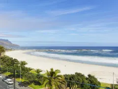 15 Views Penthouse in Camps Bay – photo 3 thumbnail
