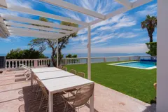 Villa Loki in Bantry Bay – photo 26 thumbnail