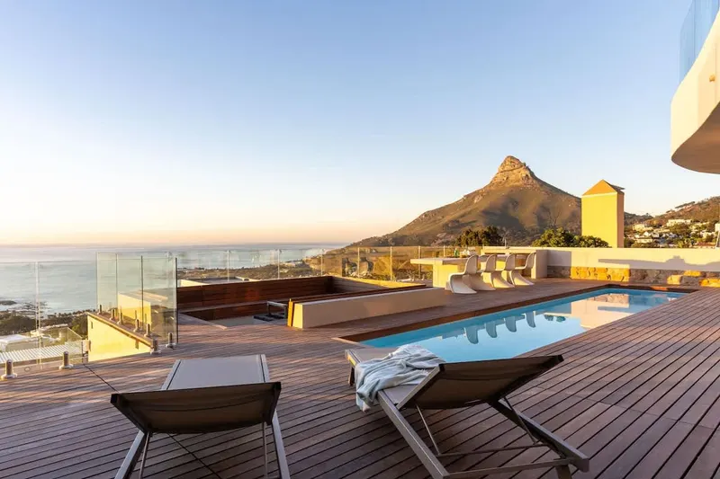 The Summit at Camps Bay in Camps Bay – photo 1