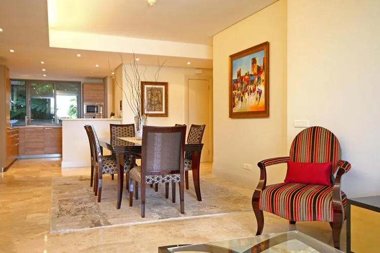 property_e25c0860-26e7-4f9d-aad4-5995f0771897_14