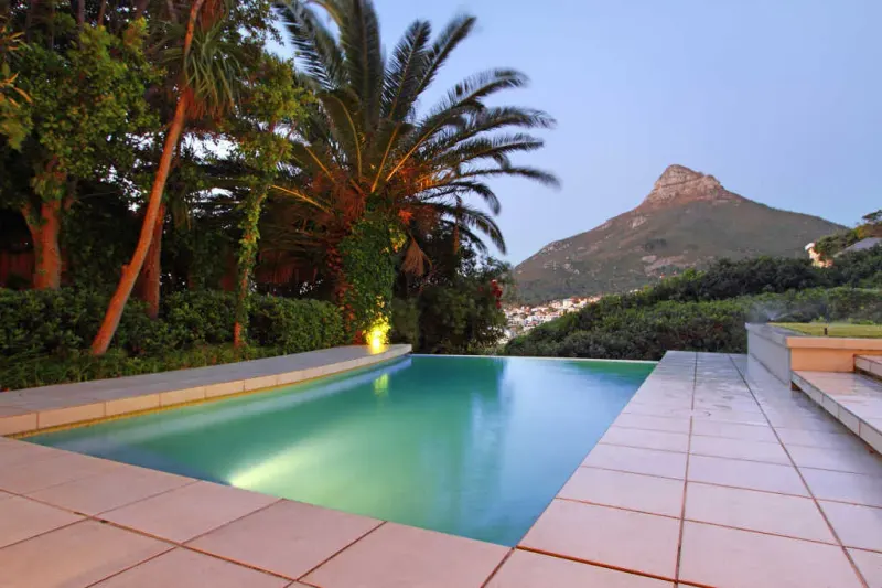 Lions View 7 Bedroom in Camps Bay – photo 7