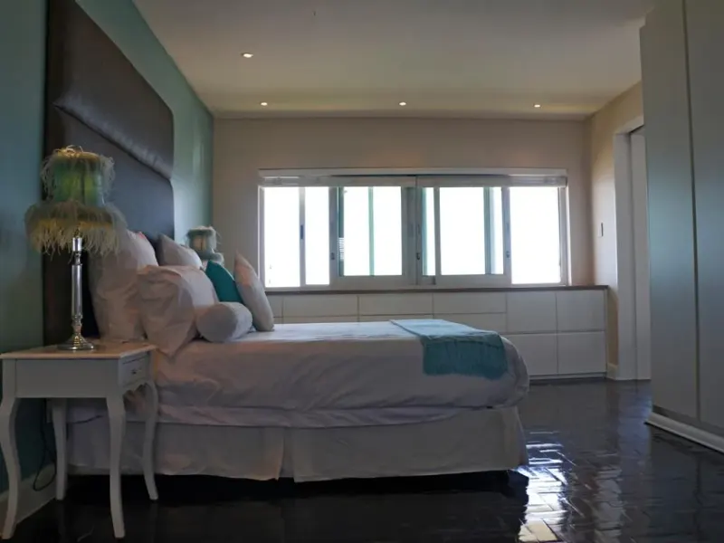 Valentine Apartment in Mouille Point – photo 18