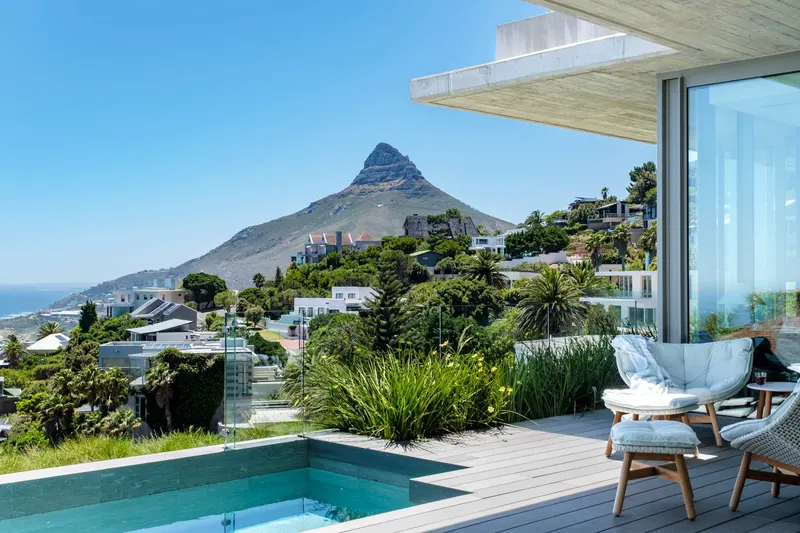 Castle Peak in Camps bay – photo 14