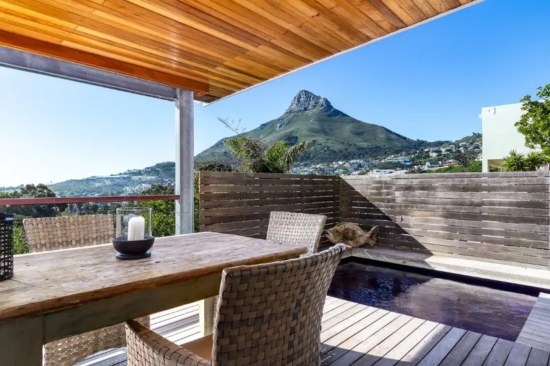 17 Geneva Upper in Camps Bay – photo 10