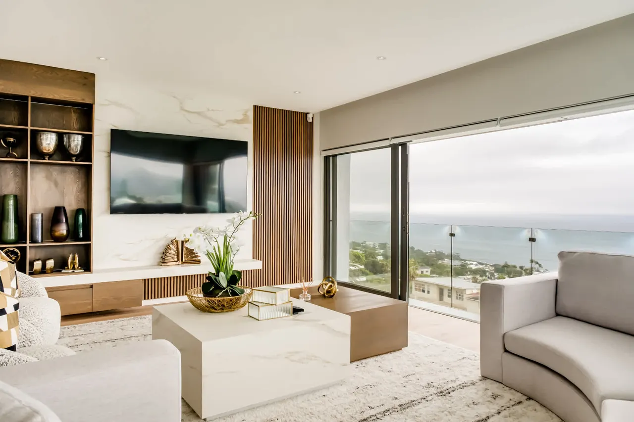 Khalanga Penthouse in Camps Bay