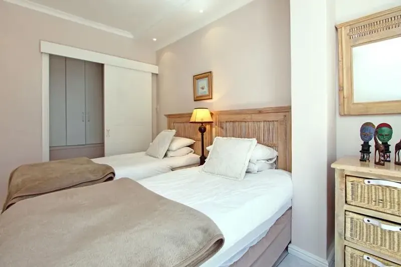 Ingleside Apartment in Camps Bay – photo 4