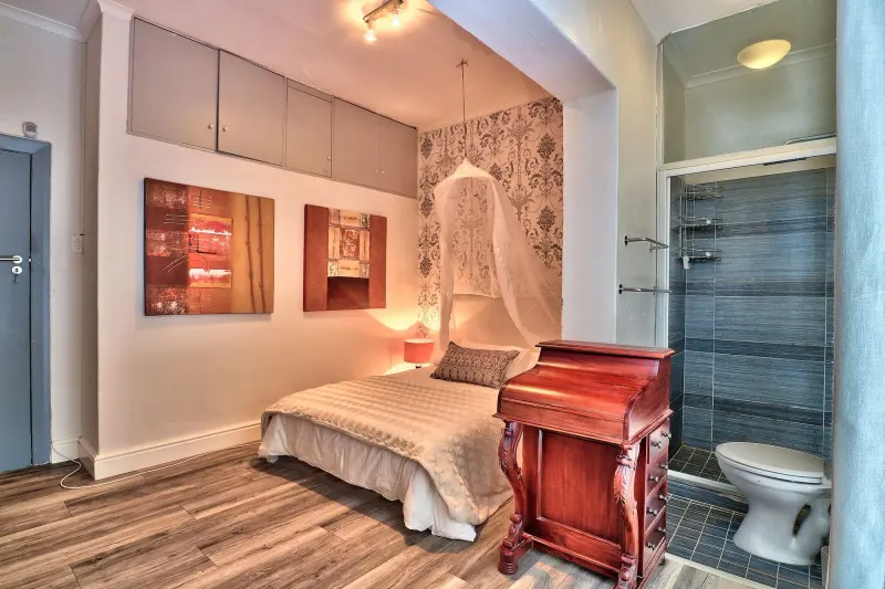 Mount Pleasant Apartment in Clifton – photo 9