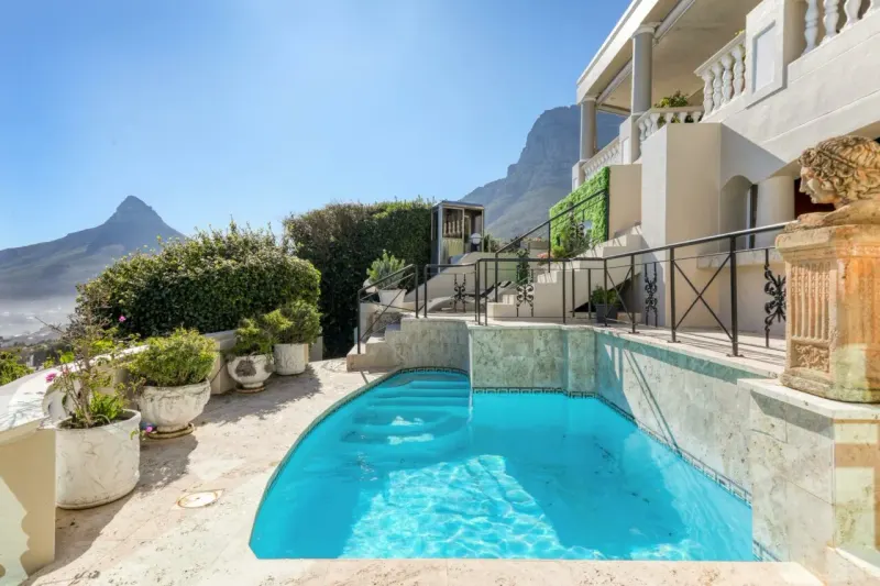 Ocean View Oasis - Camps Bay Loft with pool in Bakoven – photo 14