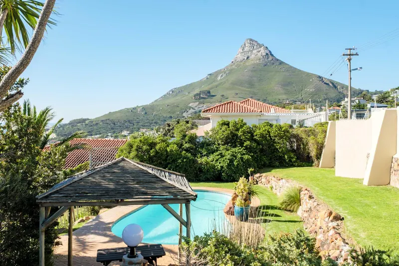Sea Escape in camps bay – photo 27
