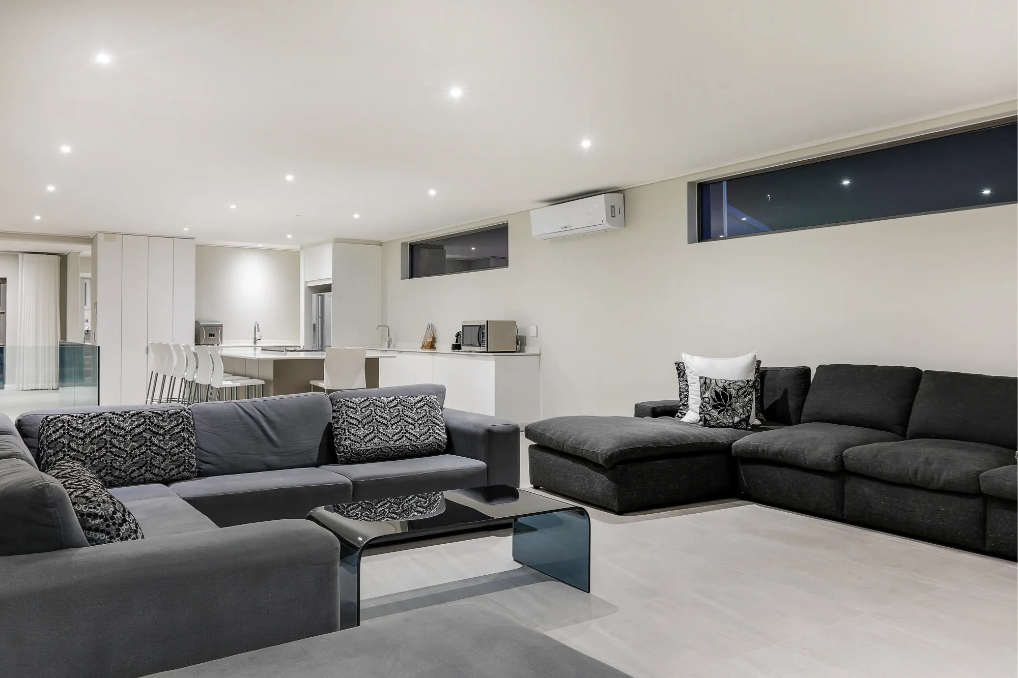 property_e35bdb18-df4c-4b89-85db-89088b036164_3