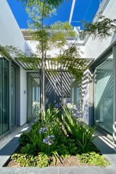 Epic Penthouse in Camps Bay – photo 36 thumbnail