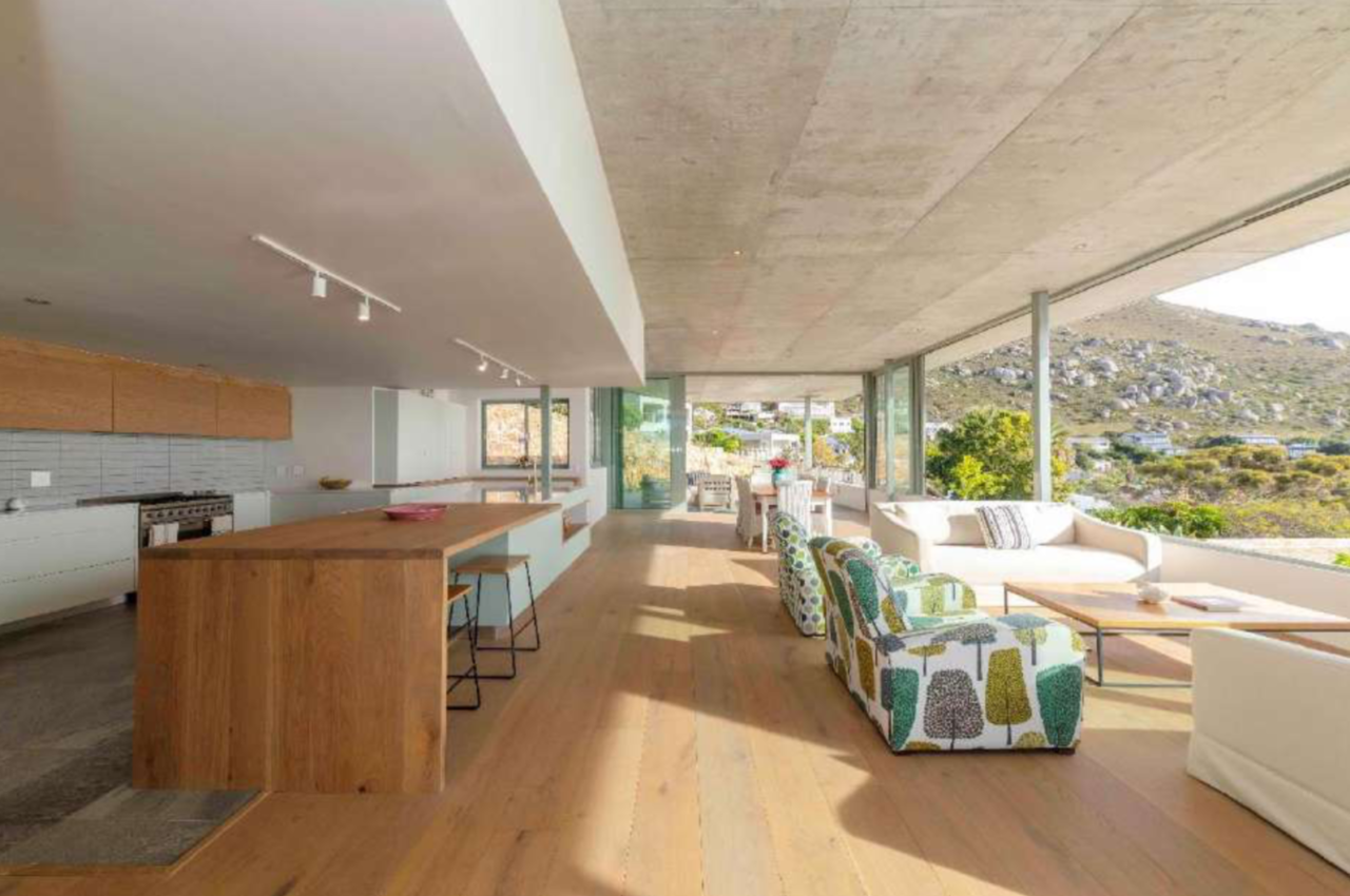 property_e3bb82bc-15d0-4244-8b12-d232b5512476_2