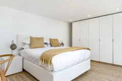 24 Geneva - 12 Bedroom Villa in Camps Bay – photo 92 thumbnail