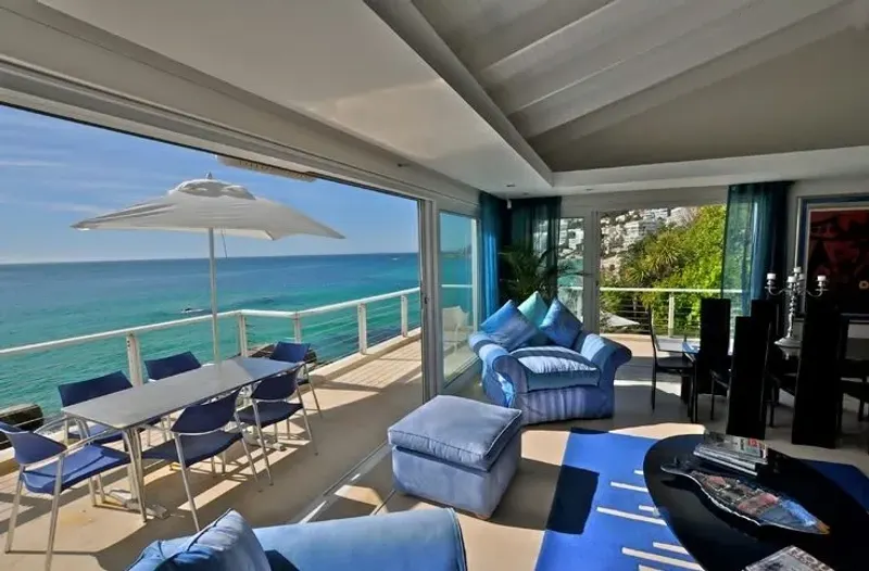 Ocean Blue Bungalow in Clifton – photo 6