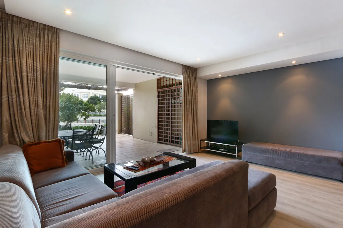 property_e40aa7f2-b827-45bf-86d6-52dd5bbdde74_3