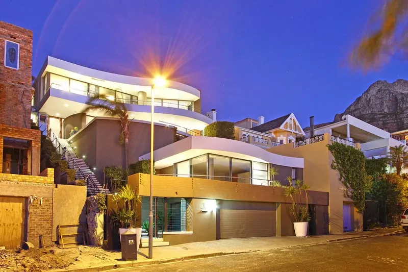 Strathmore Villa in Camps Bay – photo 14