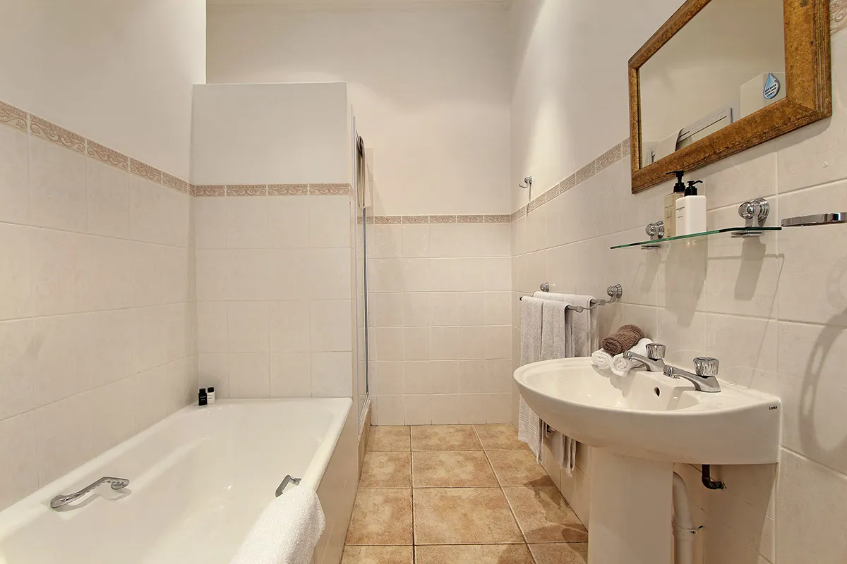 property_e4d4fb41-d693-45fb-93a6-6357b7520857_1