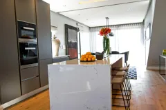 Bantry Luxe Apartment 3 in Bantry Bay – photo 14 thumbnail