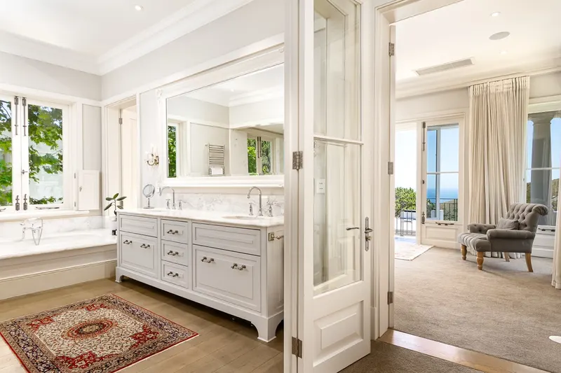 Villa Alamo  in Camps Bay – photo 1