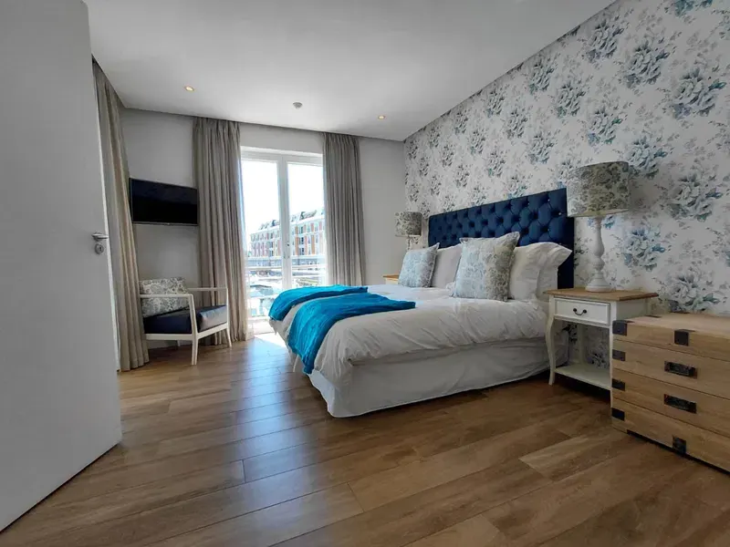Parama 102 in V&A Waterfront – photo 2