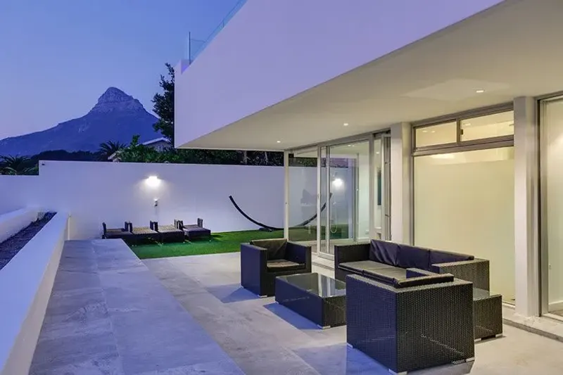 Willesdon Villa Vega in Camps Bay – photo 7