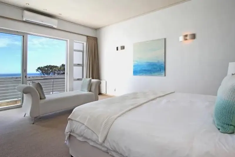 Dunkeld in Camps Bay – photo 10
