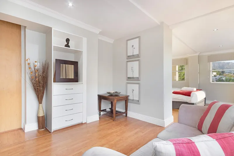 Beachy Villa in Camps Bay – photo 16