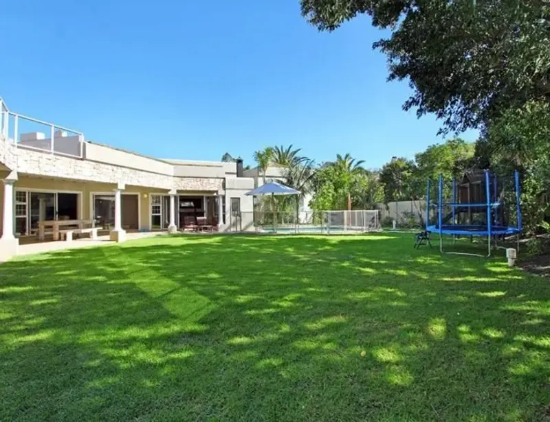 Sunset Beach Cowrie Villa in Sunset Beach – photo 2