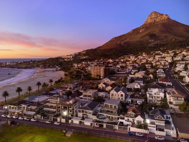 Beachy Villa in Camps Bay – photo 36