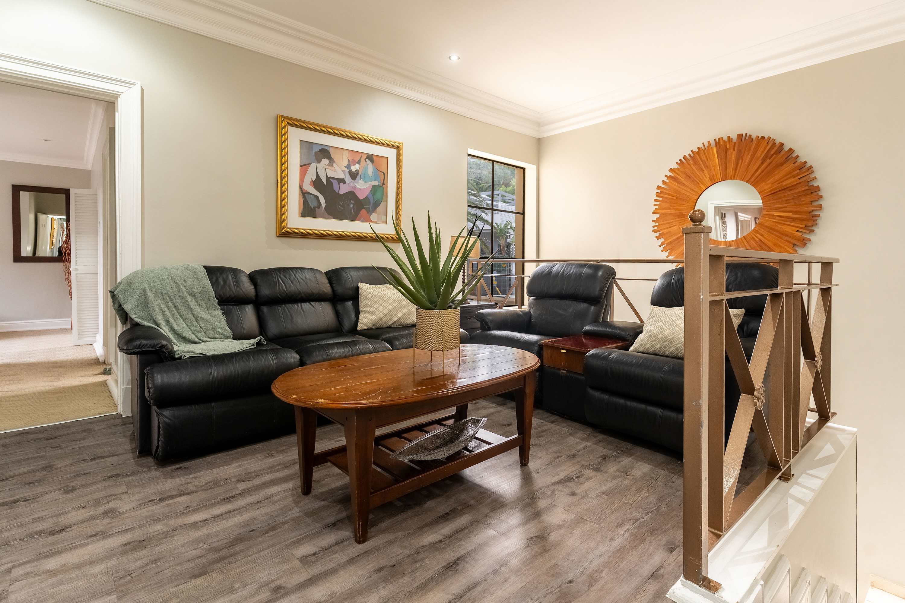 property_e6943f50-28e9-4d5b-bc66-4103c639200a_48
