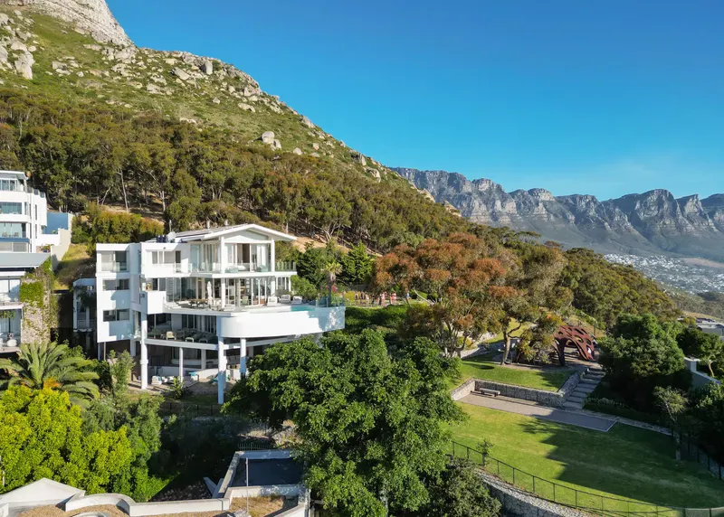 Arboretum House in Bantry Bay – photo 27