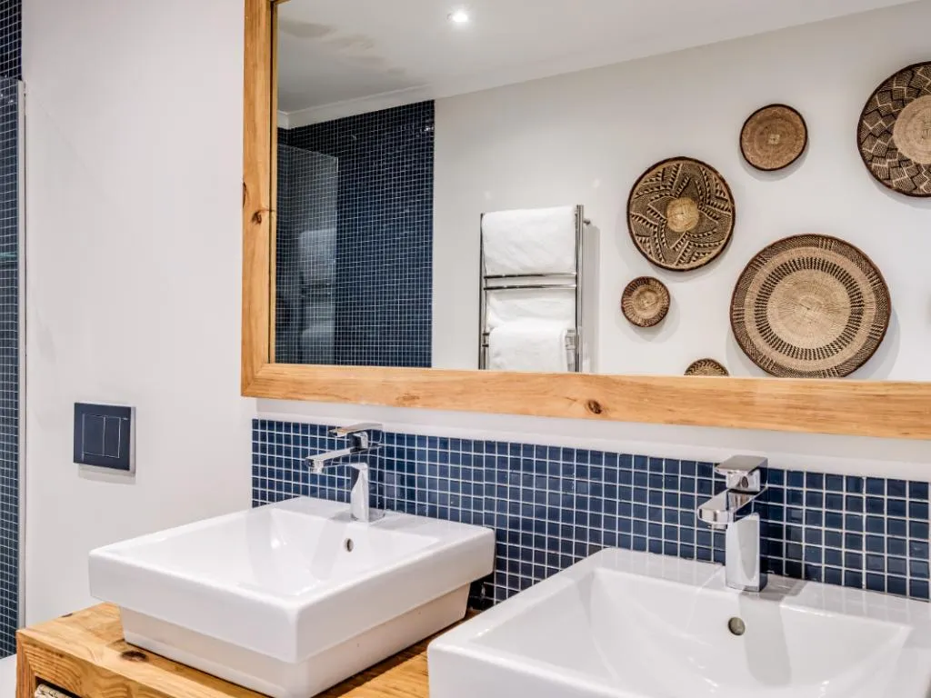 property_e6fa6bdd-78d9-4135-bd2b-4d56781f53b4_8