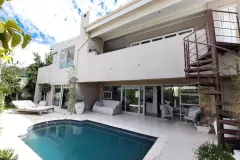 Pluke Villa in Newlands – photo 25 thumbnail
