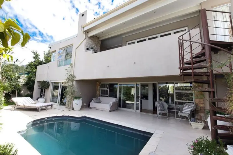 Pluke Villa in Newlands – photo 25