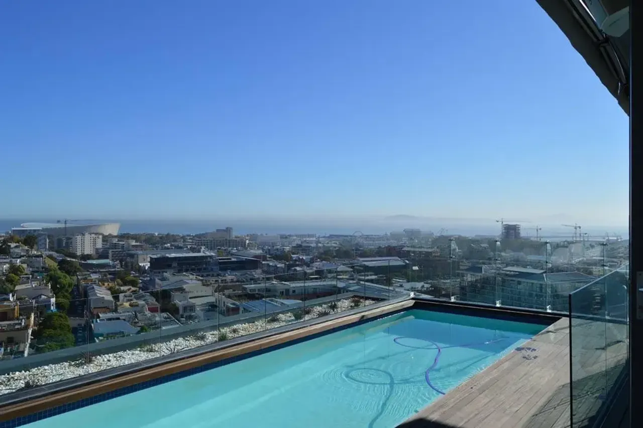 1108 The Mirage in De Waterkant