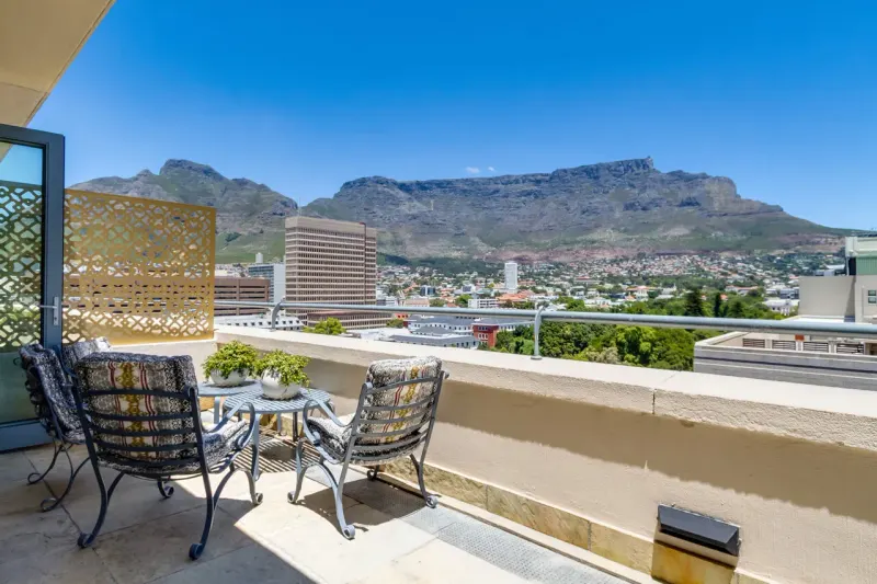 Art Apartment in Cape Town City Centre – photo 8