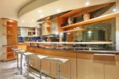 Bali Bay Beach and Mountain Retreat in Camps Bay – photo 9 thumbnail