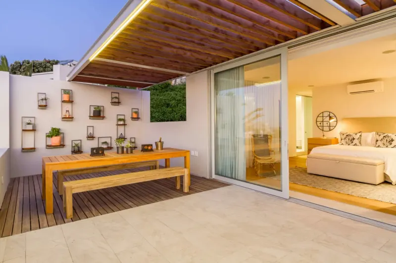The Rock Penthouse in Camps Bay – photo 31