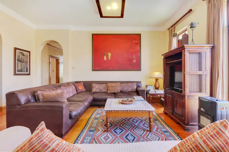 Holiday House Queens in Sea Point – photo 12